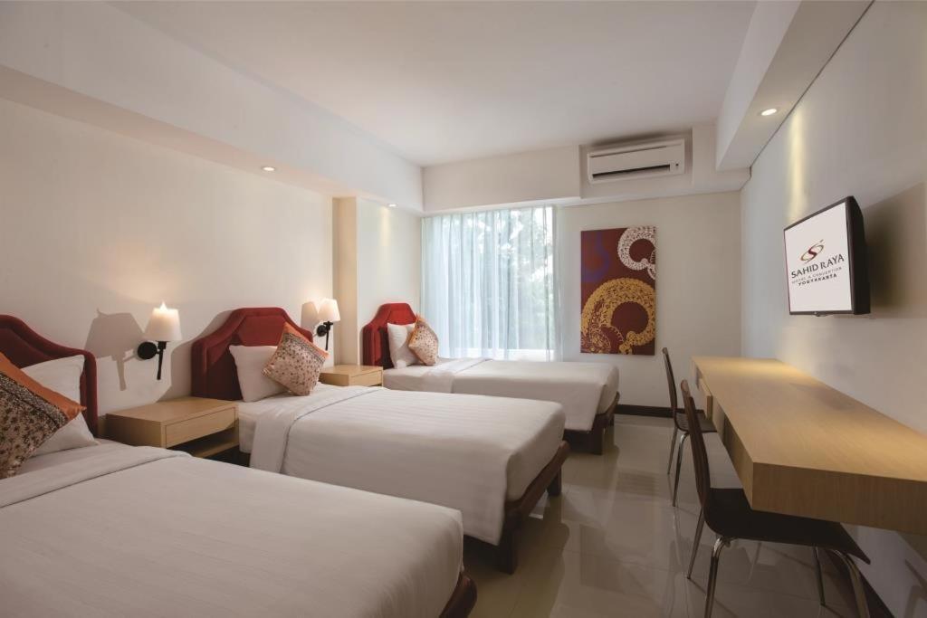 Sahid Raya Hotel & Convention Yogyakarta Maguwo Esterno foto