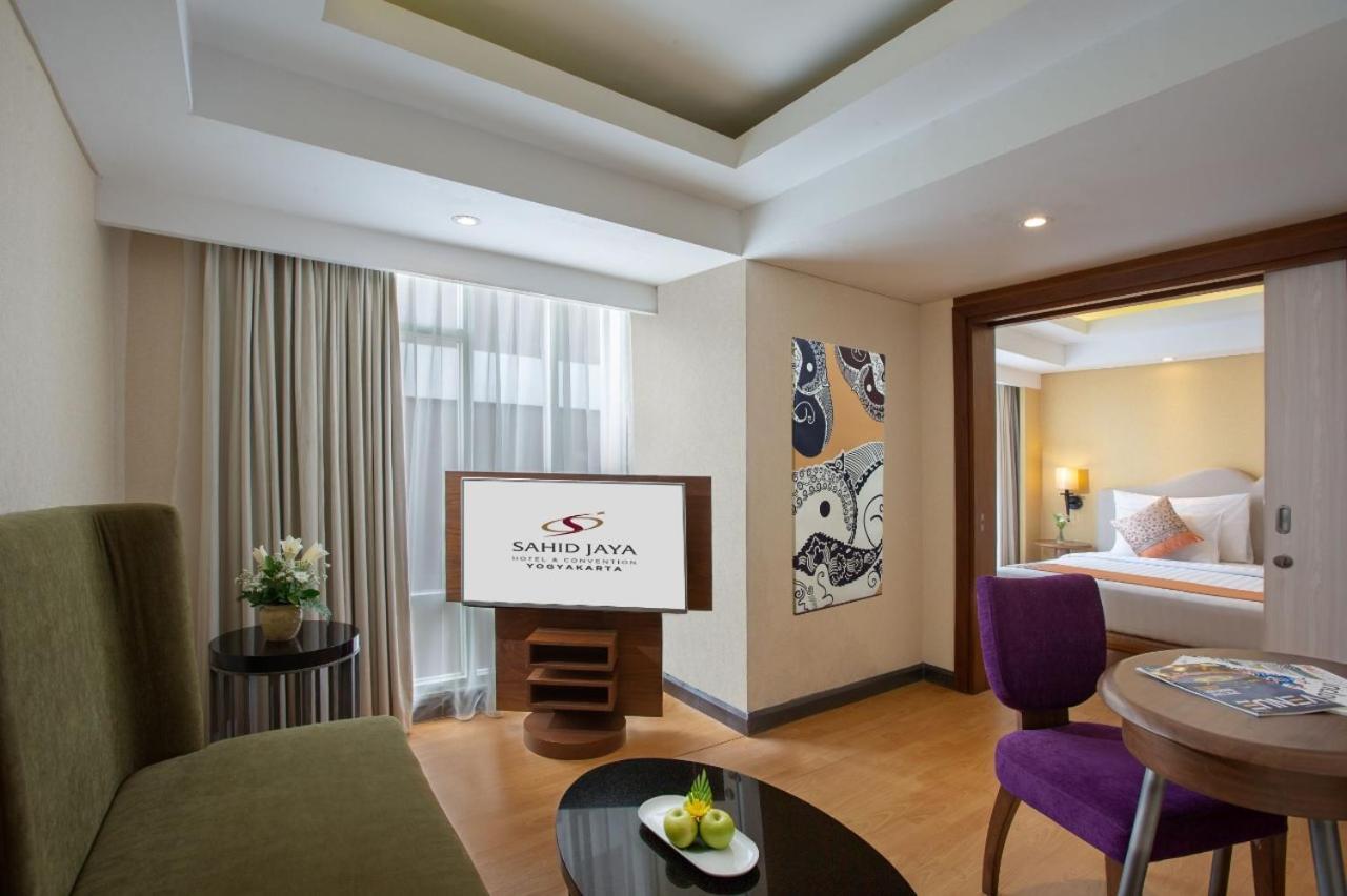 Sahid Raya Hotel & Convention Yogyakarta Maguwo Esterno foto